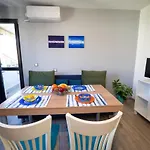 Luxury & Calm Apartmán *