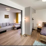Luxury & Calm Apartmán *