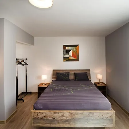 Luxury & Calm דירה *